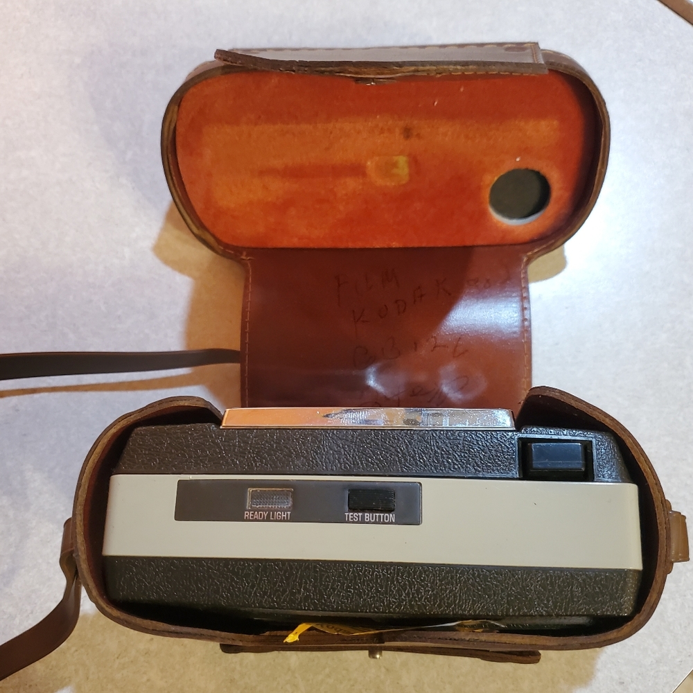 📸1970's Keystone Everflash 20 camera & leather case - Picture 12 of 12